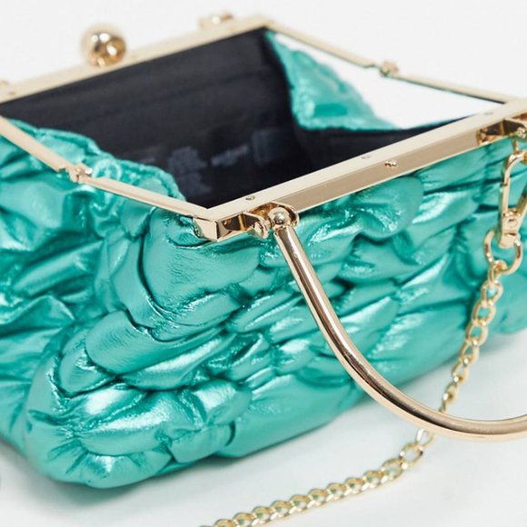 Framed Clutch in Ruched Padded Green Quilt - Picture 2 of 8